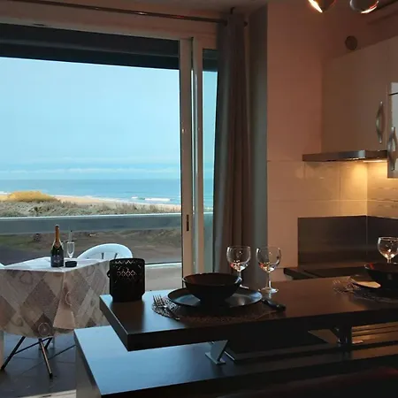 625 2 Pers Heliopolis Ab Magnifique Vue شقة *